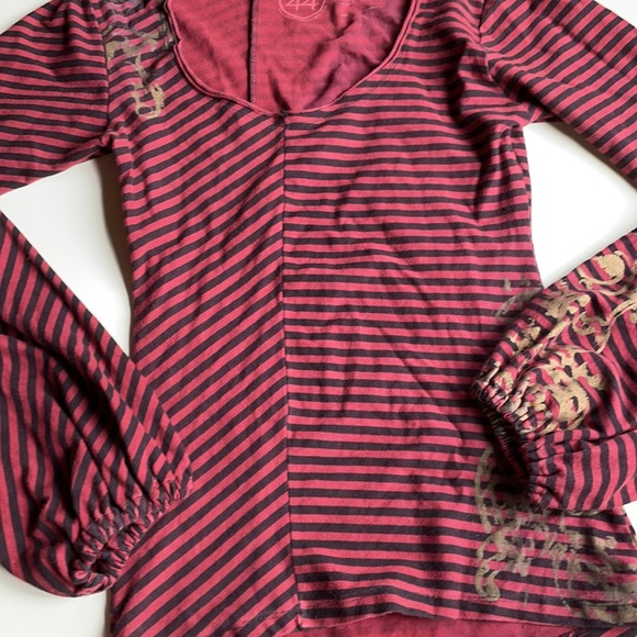 Eleven 44 | Burgundy & Black Striped Filigree Top | M - Picture 8 of 16